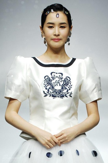 Lee Dae Hee tỏa sáng trong buổi trình diễn của Andre Kim - 2 Lee Dae Hee tỏa sáng trong buổi trình diễn của Andre Kim - 2