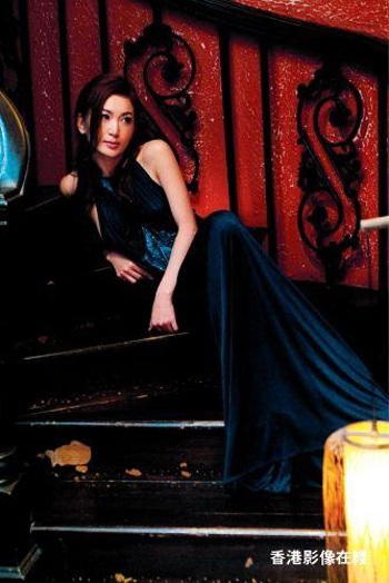 25 bức hình đẹp của người đẹp U40 Ôn Bích Hà - 21