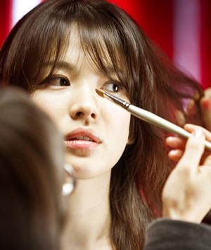 Song Hye Kyo “tậu” nhà đắt nhất xứ Hàn - 4 Song Hye Kyo “tậu” nhà đắt nhất xứ Hàn - 4