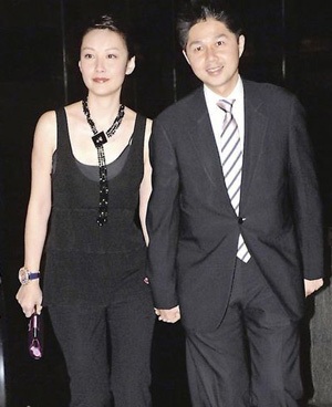 Hình quảng cáo của Trần Quán Hy vẫn “hot”! - 3