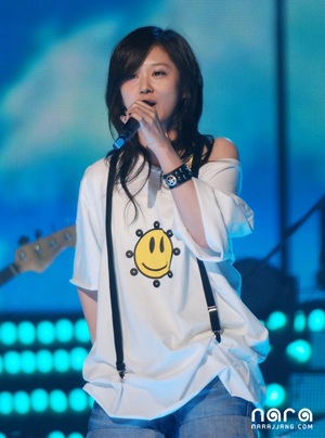 Jang Na Ra ngày càng nữ tính hơn! - 13