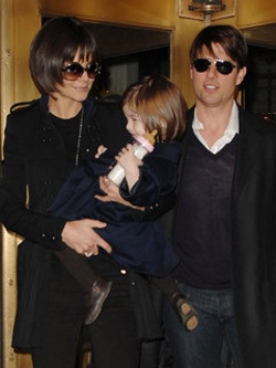 Katie Holmes mệt mỏi quá mức vì chồng? - 3 Katie Holmes mệt mỏi quá mức vì chồng? - 3