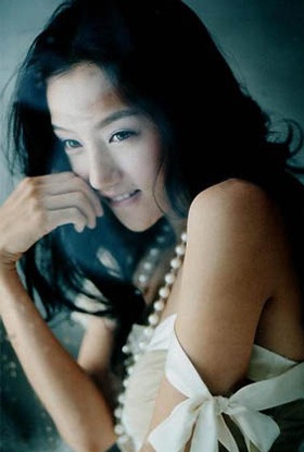 Vợ chồng Kim Min bất ngờ trở về Hàn Quốc - 6 Vợ chồng Kim Min bất ngờ trở về Hàn Quốc - 6