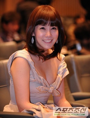 Kim Jung Eun ngưỡng mộ hình thể của bạn trai - 4