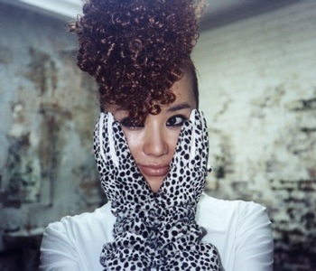 “Uhm Jung Hwa rất quyến rũ!” - 9