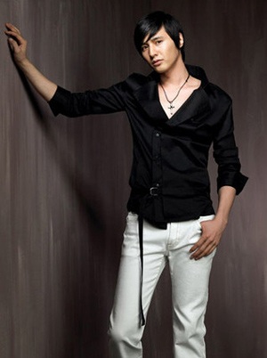 Won Bin chính thức trở lại với điện ảnh - 2