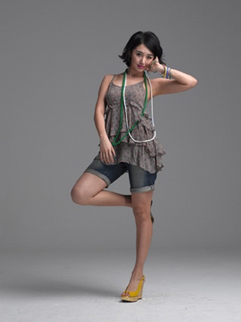 Yoon Eun Hye xinh đẹp trong bộ sưu tập hè Basic House - 14 Yoon Eun Hye xinh đẹp trong bộ sưu tập hè Basic House - 14