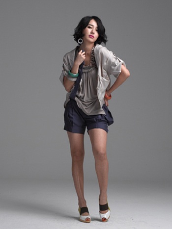 Yoon Eun Hye xinh đẹp trong bộ sưu tập hè Basic House - 18 Yoon Eun Hye xinh đẹp trong bộ sưu tập hè Basic House - 18