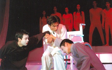 Công Dũng: "Chúng tôi thấy hợp thì yêu nhau"  - 1