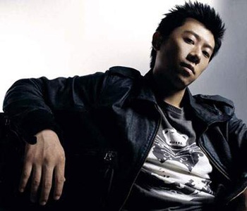 Hạ Vũ: Chàng trai ưa thử thách và mạo hiểm - 2