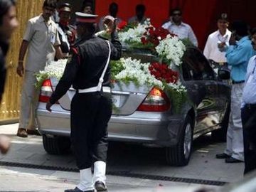 Cựu hoa hậu thế giới đã kết hôn - 1