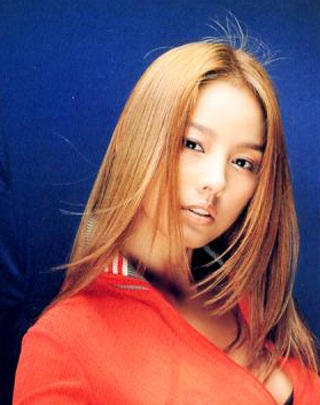 Lee Hyori: “Tôi không phẫu thuật thẩm mỹ” - 12