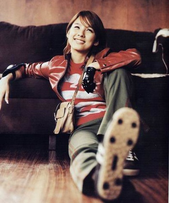 Lee Hyori: “Tôi không phẫu thuật thẩm mỹ” - 15