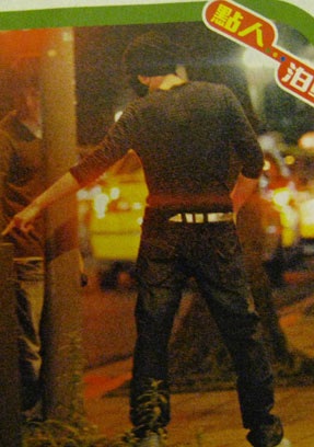 Ngôn Thừa Húc đeo khẩu trang trốn ký giả - 3