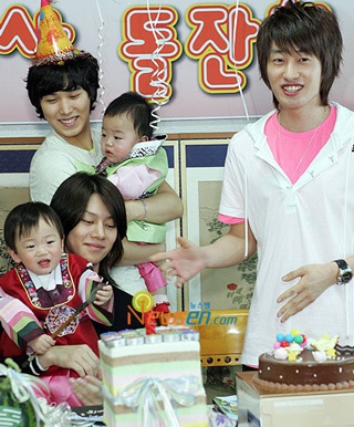 Super Junior tập sự làm… bố! - 4 Super Junior tập sự làm… bố! - 4