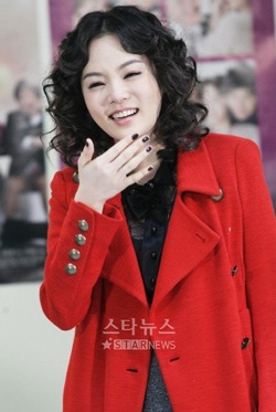 Chae Rim tiếp tục chinh phục khán giả Trung Quốc - 2