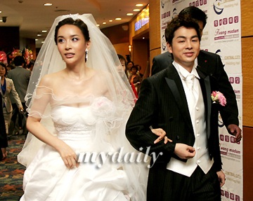 Xem lại lễ thành hôn của Harisu và Miky Jung - 1