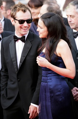 Hình ảnh đầu tiên tại LHP Cannes lần thứ 60 - 1