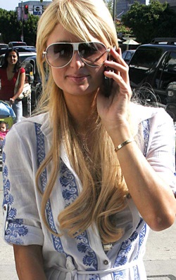 Paris Hilton tìm thú vui mới - 2
