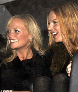 Bà Beck nướng tiền để mừng sinh nhật chồng - 2