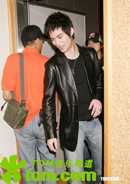 Châu Du Dân sút cân đột ngột vì Hứa Vỹ Luân? - 2