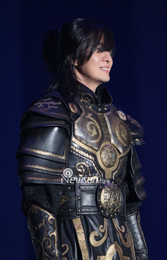 Buổi giao lưu đầm ấm của Bae Yong Joon tại Nhật - 6