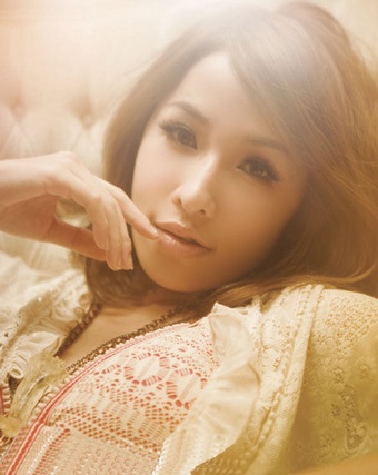 “Kiều nữ” Tiêu Á Hiên bật mí về mình qua album mới - 7