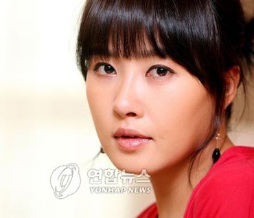 Kim Sun Ah "sốc" vì tin đồn đóng phim cấp 3 - 3