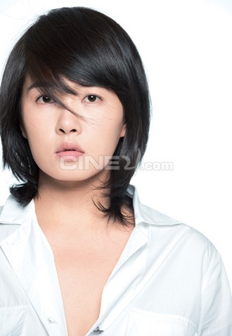 Kim Sun Ah "sốc" vì tin đồn đóng phim cấp 3 - 9