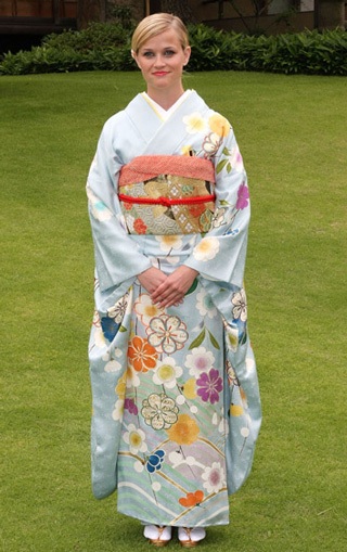 Reese Witherspoon “khám phá” trà đạo Nhật Bản - 1 Reese Witherspoon “khám phá” trà đạo Nhật Bản - 1