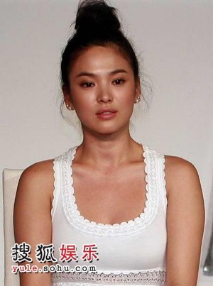 Song Hye Kyo thu hút giới truyền thông Thượng Hải - 15 Song Hye Kyo thu hút giới truyền thông Thượng Hải - 15