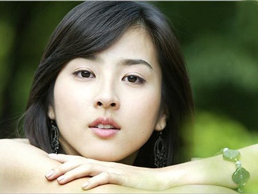“Song Hye Kyo đã “nổi” từ hồi học trung học” - 6