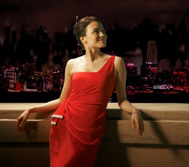 Người đẹp gợi cảm Thư Kỳ “luận bàn” về tình yêu - 4 Người đẹp gợi cảm Thư Kỳ “luận bàn” về tình yêu - 4