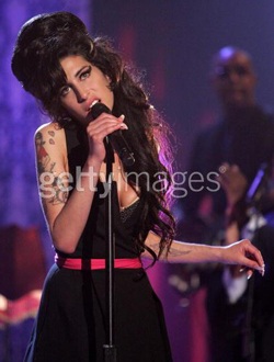 Sau Paris Hilton là “Thuyền trưởng Jack”... - 13