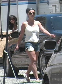 Britney Spears xử tệ với mẹ - 4