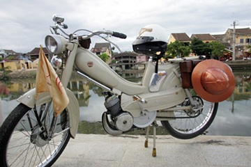 Diễu hành xe cổ và hành trình di sản - 1