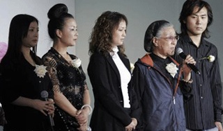 Đoàn phim “Hồng lâu mộng” tụ họp tưởng niệm Trần Hiểu Húc - 3