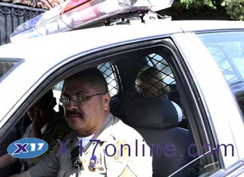 Paris Hilton trở lại nhà giam ở Lynwood - 2