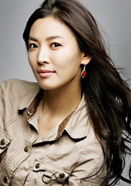 Kim So Yeon được giới truyền thông Trung Quốc "săn đón" - 2