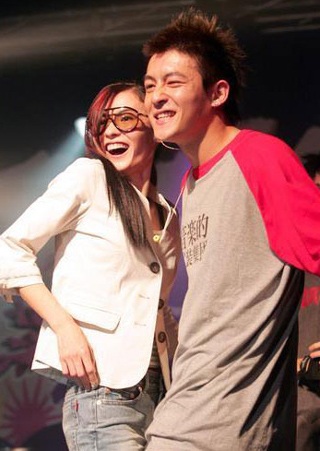 2 năm tù cho người phát tán ảnh nóng Trần Quán Hy - 2