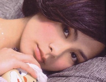 Chung Hân Đồng viết sách về scandal ảnh “sex” - 1