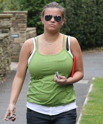 Kerry Katona giãi bày trên tạp chí "Heat" - 1