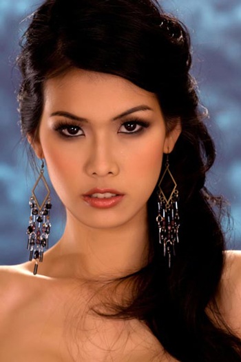 Thấy gì sau cuộc thi Hoa hậu hoàn vũ 2008? - 4 Thấy gì sau cuộc thi Hoa hậu hoàn vũ 2008? - 4