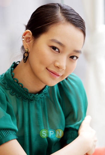 Shin Min Ah: “Tôi đang hạnh phúc” - 2 Shin Min Ah: “Tôi đang hạnh phúc” - 2