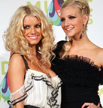 10 cặp chị em quyền lực nhất Hollywood - 2