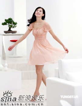 Lâm Chí Linh sở hữu đôi chân đẹp nhất châu Á - 6