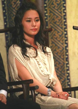 Chương Tử Di bất ngờ xuất hiện - 3 Chương Tử Di bất ngờ xuất hiện - 3