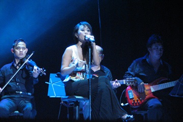 Live show Khánh Hà - Tuấn Ngọc chinh phục bằng chất lửa - 2