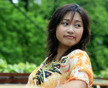 Khánh Linh: "Hết mưa rồi, nắng hửng lên thôi" - 2