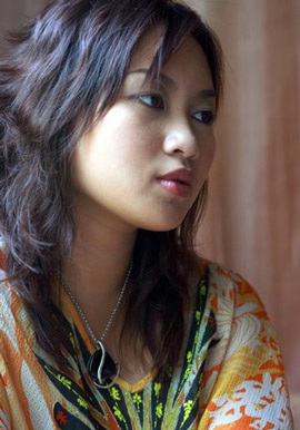 Khánh Linh: "Hết mưa rồi, nắng hửng lên thôi" - 4